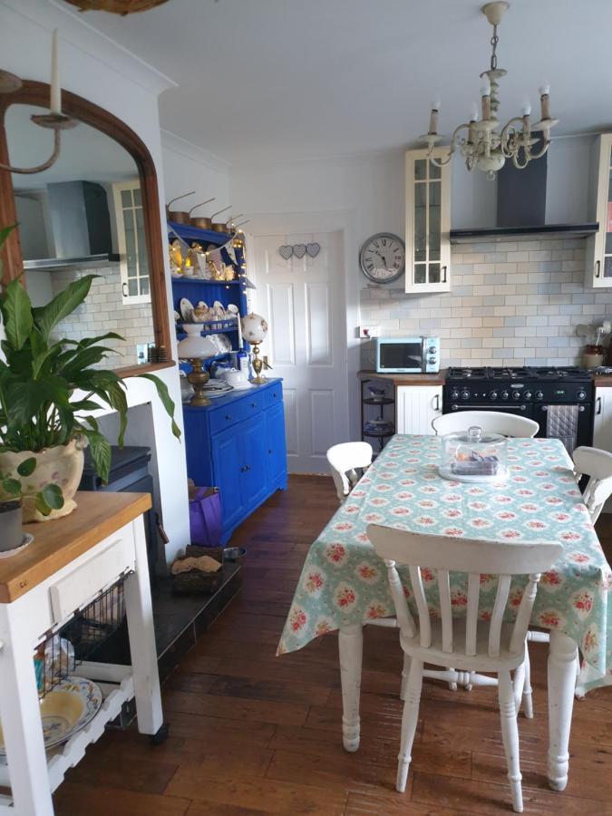 Private Room Near Roath Lake/Park Cardiff Exterior foto